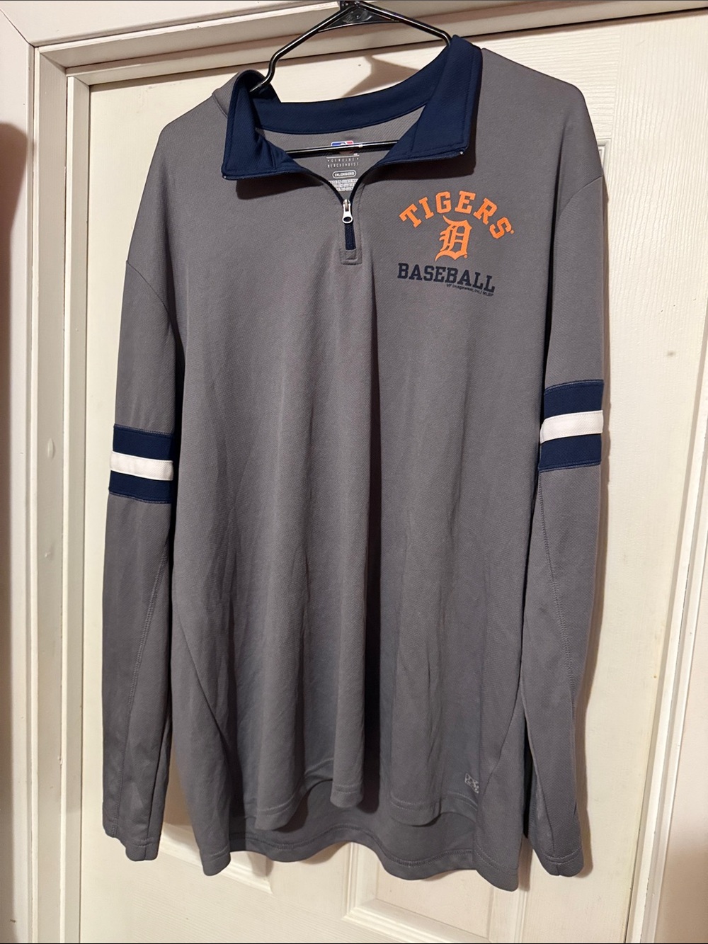 Detroit Tigers Gray Long-Sleeve Quarter-Zip Pullover